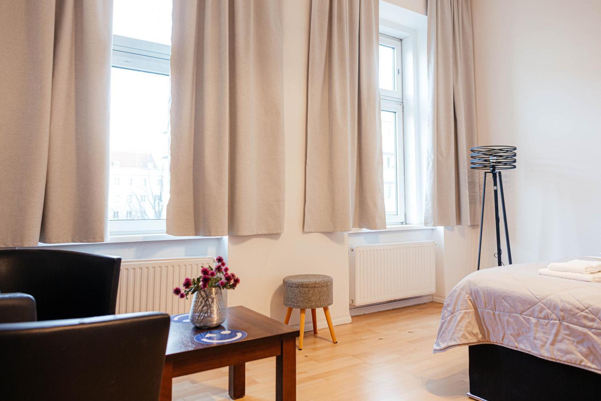 Lax Apartments Виена Екстериор снимка